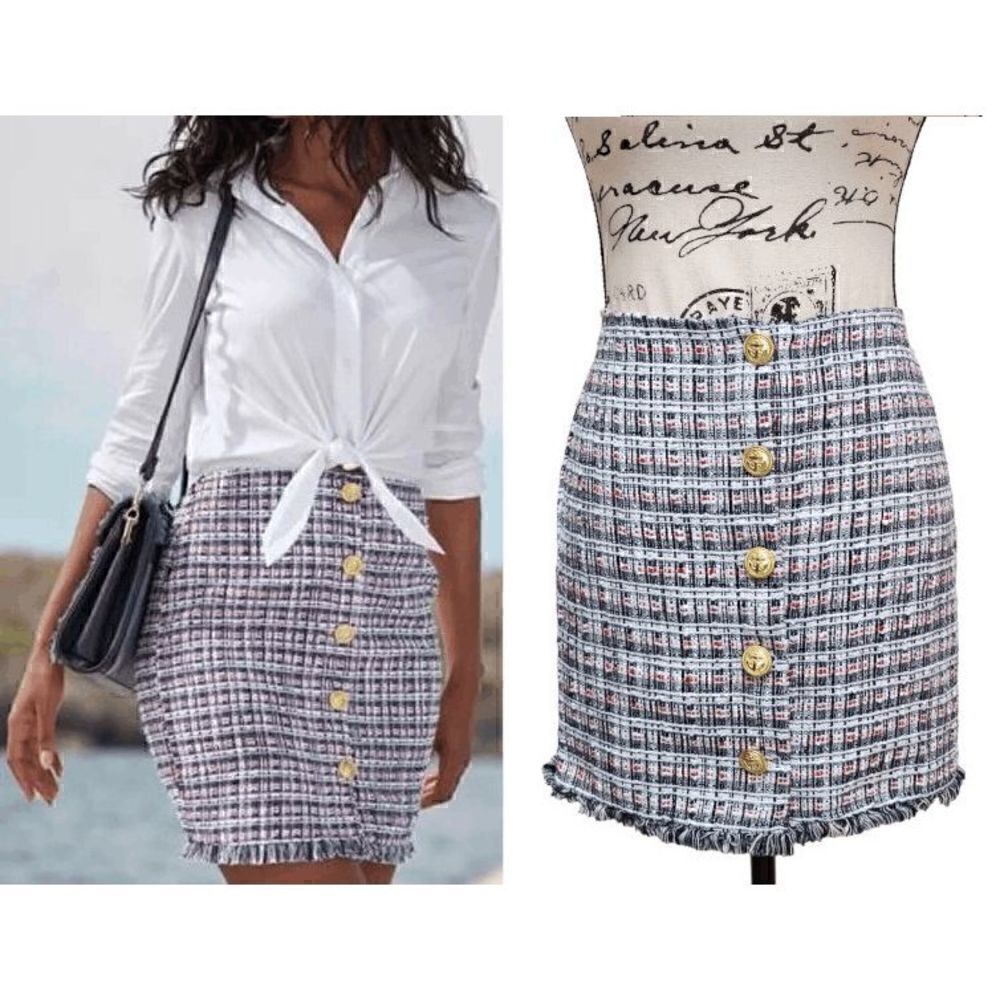 ⚓✨ Nautical Tweed Mini Skirt with Gold Anchor Buttons SIZE S